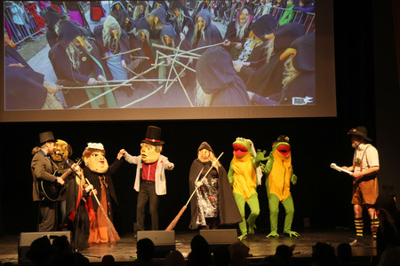 Otroška predstava Zaljubljeni v Butale 12 Foto Ljubo Vukelič